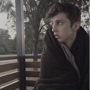 RPWITHTROYEx's profile picture. Jressemble à un chaton.