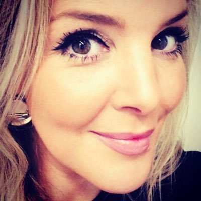 @OneYou Retail Therapist/Lifestyle Blogger, Presenter, Model, soon to be Lottery Winner, Daughter, Sister & Awesome Auntie! X https://t.co/wQSA5k35GN