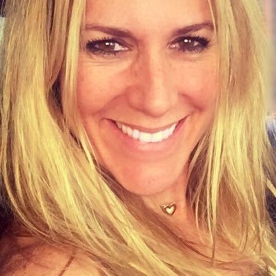 Expert in Luxury Real Estate Management. Sales and Personal Growth Enthusiast.