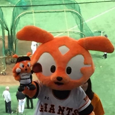 産まれた時からずっとずっとジャイアンツファンです🍊子供達もジャイアンツファンです🍊🍊基本東京ドームですが他球場にも参戦してます🤗湘南乃風&競馬&酒&仮面ライダーも大好き🍺