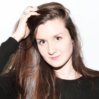 Julia oroszlan Julia oroszlan