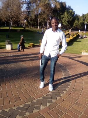 RonewaRabonda's profile picture. 