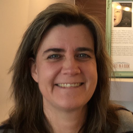 Author, snark-herder, killer of imaginary friends. Writer of the #HiroHattori novels & #CLIMB (2020). Former publishing attorney, writing & living in #Japan.