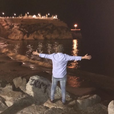 rubenbm63's profile picture. Ni de amores se muere ni de recuerdos se vive! Viviendo la vida loca!