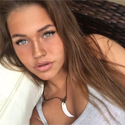 CalliopeeRa's profile picture. Caliopée  Rowenswood | héritière de la maison Rowenswood | 16 ans | gryffondor