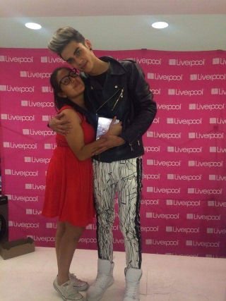 CD9, BTR, 5SOS, Little Mix, Becky G...la musica es mi vida, amo a mi flaco @gusquijass