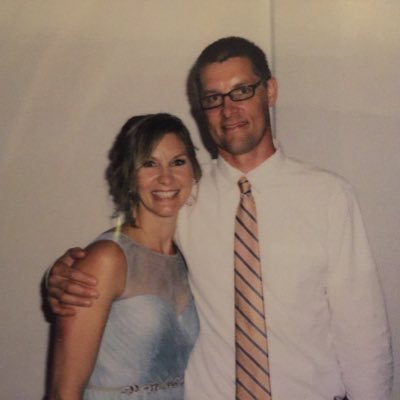 kvanarendonk's profile picture. Child of God, wife of a surgeon, mother of four, physical therapist by training, photographer by hobby, and marathon runner for sanity's sake.