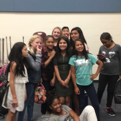 yo_itschloe18's profile picture. WMS🐦 TEXANS NATION❤️🙌CHEERLEADER 🎀