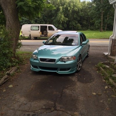 FlashGreenR's profile picture. 2004 Volvo S60R, Flash Green Metallic, M66 59k miles, All stock time to build 😈