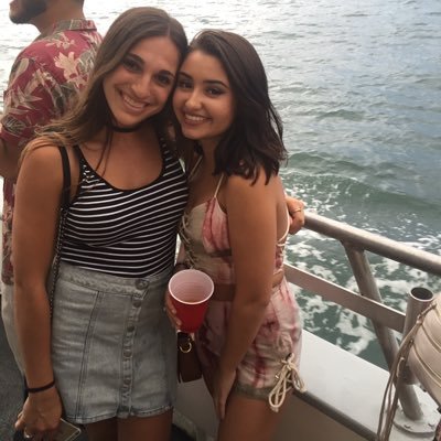 deesaviano's profile picture. If you seek amy