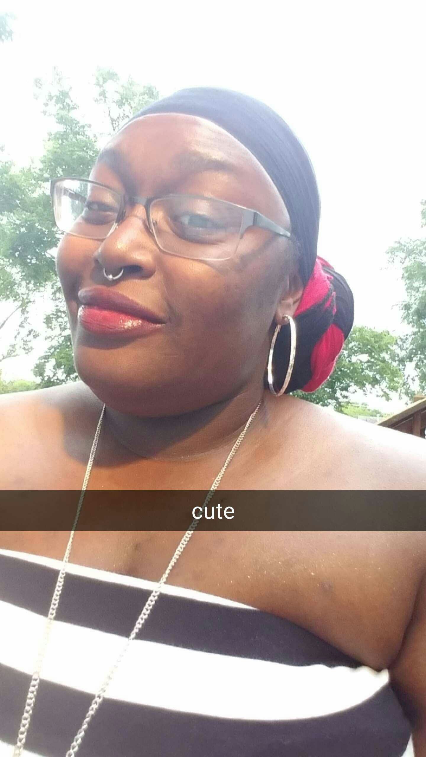 Your dad thinks I'm awesome and so does your mom.
In Ames, IA. #TuskegeeAlum.
Cash app: $ToniPoniDanger