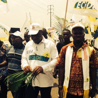 mn intimé conviction me demandé à faire la politique à côté de président Martin Fayulu pour défendre la constitution