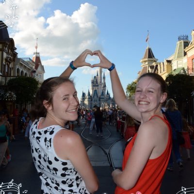 hannah_m93's profile picture. 