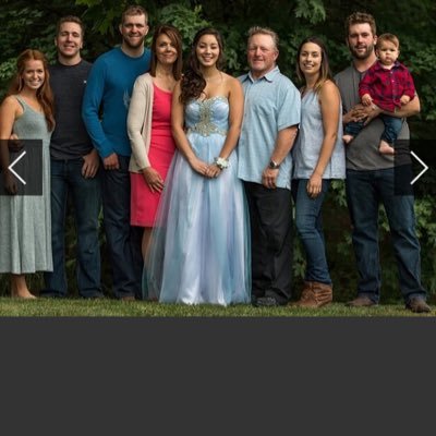 secondhalf2016's profile picture. Grandbabies👶🏻..family👨‍👩‍👧👨‍👦‍👦 .. hockey🏑🏒 .. traveling✈️