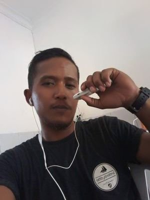 arrygitra2829's profile picture. 
