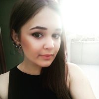 Düşmüşbirmelek (@zeynep_karamar) Twitter profile photo