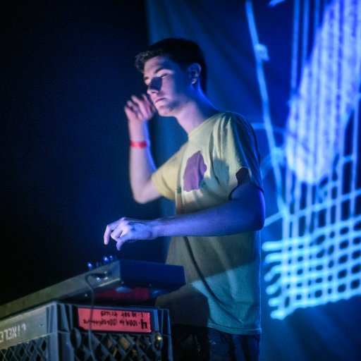 Tracker/Chiptune/Digital Fusion composer as Fearofdark.
No longer using this site. You all saw the salute.
Bluesky: fearofdark
Youtube: FoDSteve