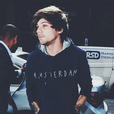 louisrpgqm's profile picture. écarte tes cuisses que je m'y glisse