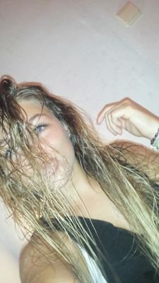 a la vie à la mort, le sang de la juve dans le corps.
LAURINE.NOÉMIE
snap : letzy-cute
FRANÇAISSSSEEEEE💜💜💜