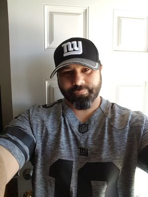 blumenthal805's profile picture. 