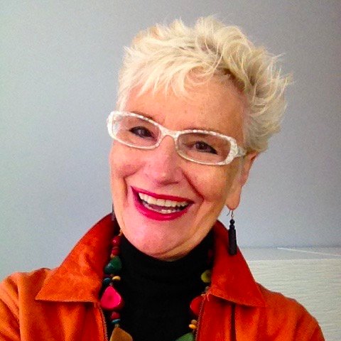 Author, Ghostwriter, Book Coach. Presentation Panic Interventionist.
Communication specialist for accountants.