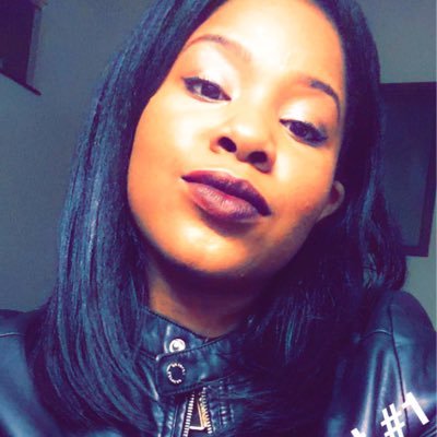 WhatttDatIs_Bee's profile picture. the secret life of bee.