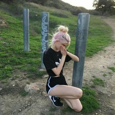 whcmadewhc's profile picture. if you're into me I'm probably into you too