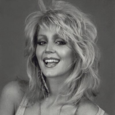 cherylrixonrox's profile picture. 