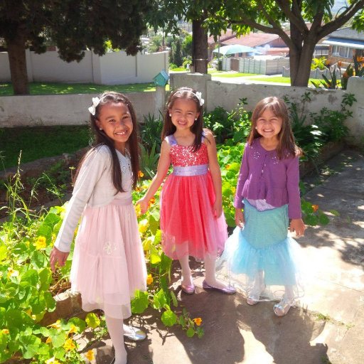 We are siblings who enjoy having fun outdoors, being barefoot & making the best use of our imagination. We love mixing with people from all cultures & countries