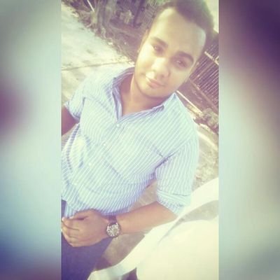 georgeluis12142's profile picture. Nada de corito pasaó conmigo. sigueme y te sigo 
instagram---→ georgesuarezz    mi fb ↓↓ 
https://t.co/ivpAptDOP4…
SF
⚾⚾