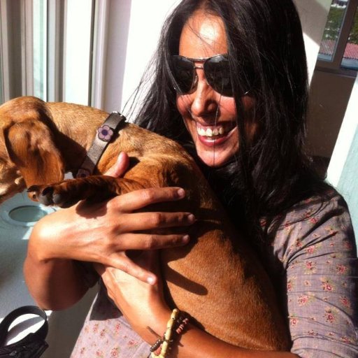 Cristiana, Médico, Animalista, Humanista en el sentido amplio (no antropocentrismo), Ecologista, músico frustrado ja!...