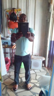 samanri_azumah's profile picture. 