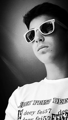 iLectronDX's profile picture. 