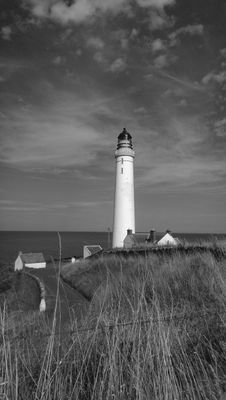 iam a local landscape photography in ferryden angus you may view my work at https://t.co/uNx1Pd0Hlc email glynlewis83@gmail.com