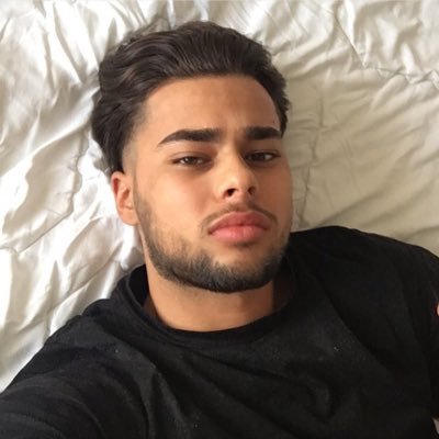 jasonrpgss10's profile picture. méfiez-vous des apparences . .