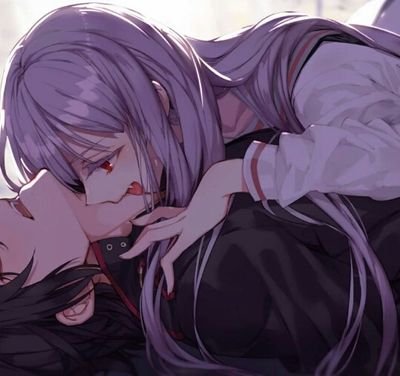 StainedInRed's profile picture. 《✞ Ｖａｍｐｉｒｅ┆吸血鬼》
❝〔ＰＡＳＴ┆過去〕 ɪs ʟɪᴋᴇ ᴀ 
〔ＳＣＡＲ┆傷跡〕 ᴛʜᴀᴛ ᴀᴄʜᴇs ᴇᴠᴇʀʏ ᴛɪᴍᴇ ɪᴛ's ʀᴇᴄᴀʟʟᴇᴅ❞
【３ｒｄ 年高校生】『OC』