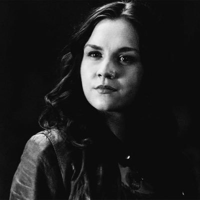 ellianarpghp's profile picture. Sang pur | Serpentard | sœur de Roman | 6éme année