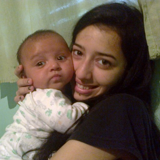 9Brutality4's profile picture. La escuela nunca me enseñó que al mundo lo han partido en dos mientras los sueños se desangran por nada.
sept,pobre hermoso, plantuchinas, Chuck♥