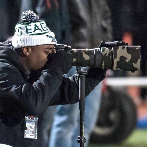 (John Jones) Pro photographer covering NFL,  & High School  events incl football, bball, track, lacrosse, soccer, wrestling, etc (All opinions are my own)