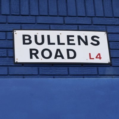 leeabullen's profile picture. 