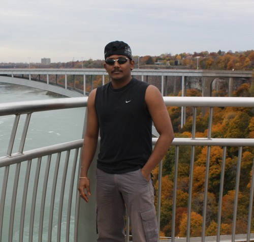 subaviv's profile picture. a chef who is willing to make a mark in the city!!!