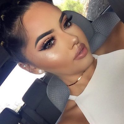 COLLAGEFULL's profile picture. just here to please you aesthetically //