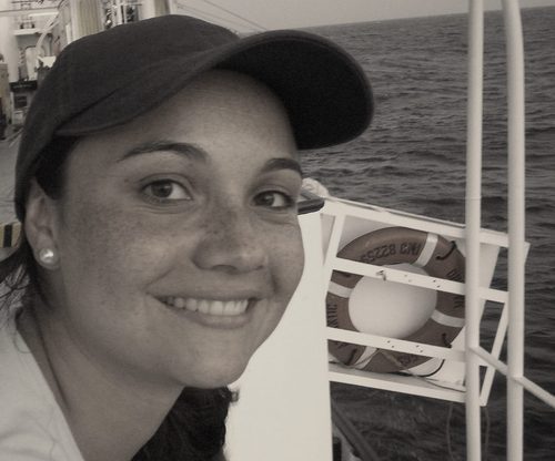 Luz Helena Rodríguez. MSc. Mamíferos Marinos// Pequeños cetáceos// Delfines costeros. #CLiC Fellow Team #InvasiveLionfish