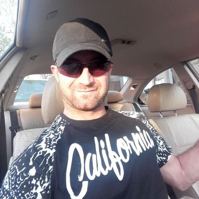 rosto1987's profile picture. 