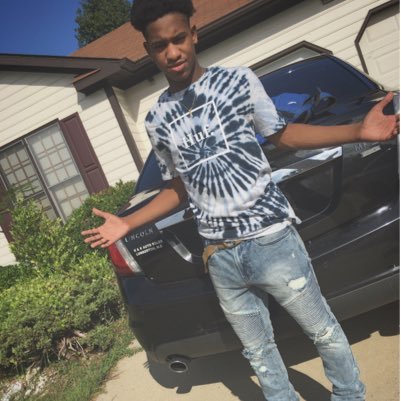 $laughter gang just trying to make it out💯🏈🏀💰💯 im youngboy from Ls