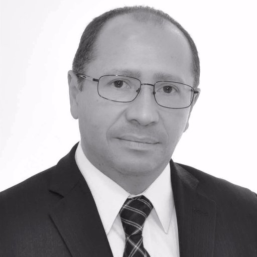 Economista, especialista en evaluación de proyectos de la Universidad de los Andes.