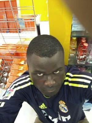 ck0WLyCRfsX0vi8's profile picture. 