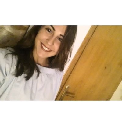 nataliacampeona's profile picture. No soy perfecta ni pretendo serlo, pero antes de señalarme con el dedo, por favor, lávate las manos.