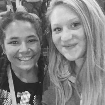 Huge 5 Seconds of Summer and One Direction fan !!!!! Please follow my bestie who is in love with Harry Styles. @jkkirk01