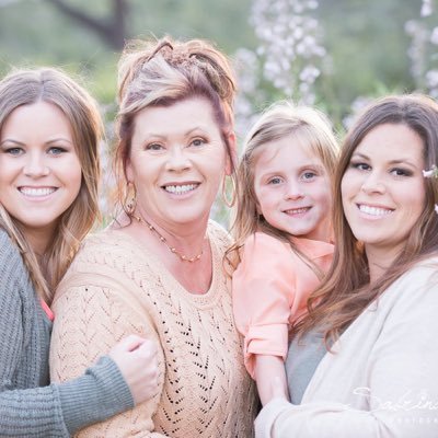 donnakkk09's profile picture. Yup, it does rain in CA. Feast or famine. 2020 is famine but, this is what I see from my kitchen window when it’s a feast yr. LOVE TRUMP, HATE CA‼️🤬